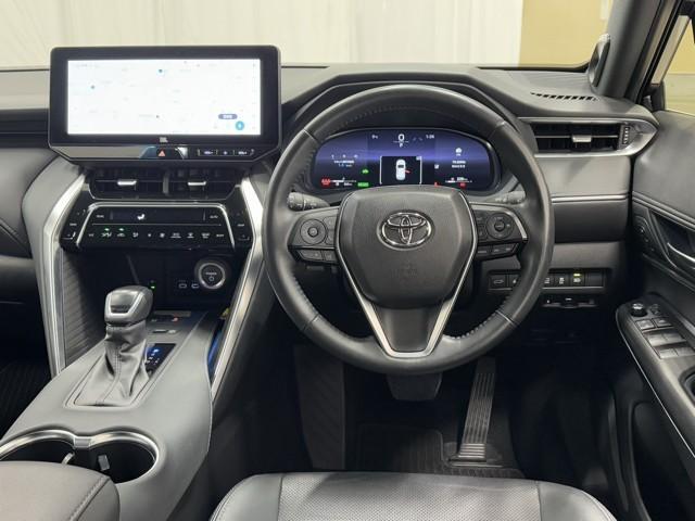 ハリアーハイブリッド Ｚ　レザーパッケージ　パノラマサンルーフ　１００Ｖ電源　地デジ　横滑防止　盗難防止システム　Ｂモニター　革　ＬＥＤライト　パワーウィンドウ　クルコン　スマートキ－　助手席エアバック　パワーシート　エアバッグ　点検記録簿（4枚目）