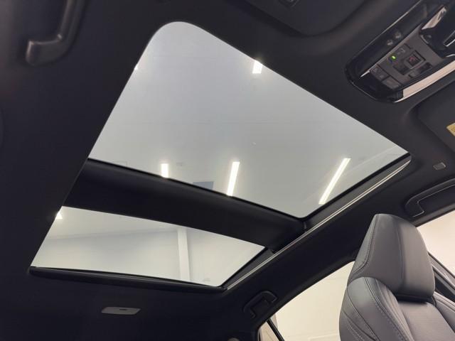 ハリアーハイブリッド Ｚ　レザーパッケージ　パノラマサンルーフ　１００Ｖ電源　地デジ　横滑防止　盗難防止システム　Ｂモニター　革　ＬＥＤライト　パワーウィンドウ　クルコン　スマートキ－　助手席エアバック　パワーシート　エアバッグ　点検記録簿（19枚目）