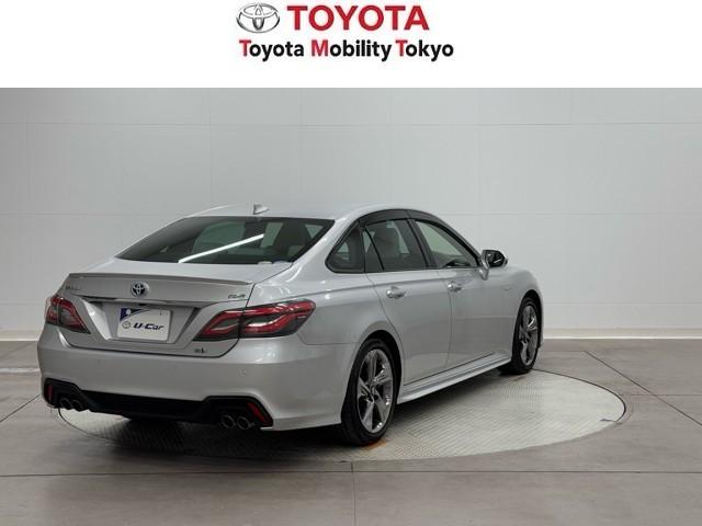 クラウンハイブリッド ＲＳアドバンス　地デジ　衝突被害軽減装置　ドライブレコーダ　黒革シート　ＬＥＤヘットライト　後カメラ　クルコン　ＡＣ　Ｐシート　エアバッグ　ナビＴＶ　セキュリティーアラーム　１００Ｖ充電　キーフリー　スマートキ（2枚目）