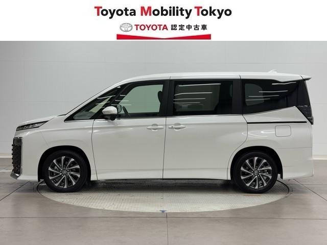 ヴォクシー ハイブリッドS-Z パワーウィンドウ DVD再生機能 インテリキー 横滑防止装置 地デジTV アクティブクルーズコントロール フルオートエアコン リアカメラ エアバッグ ABS 100V充電 ナビTV WAC キーレス(3枚目)