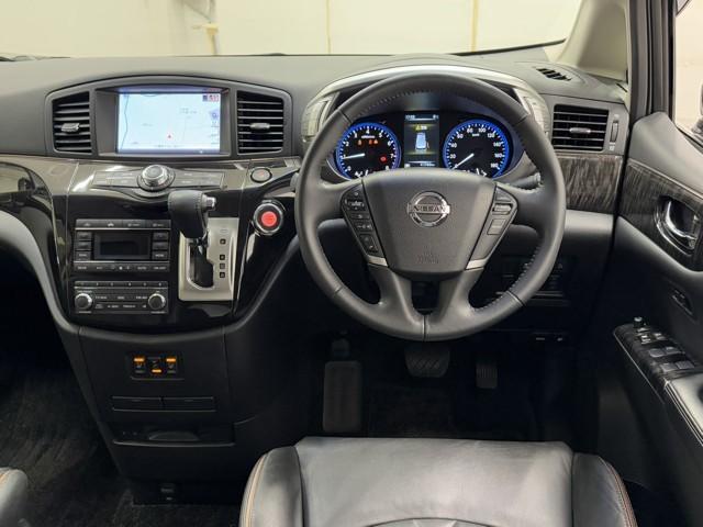 エルグランド ２５０ハイウェイスタープレミアム　ＥＴＣ　バックモニター　ＬＥＤヘッドライト　フルセグ　アルミ　後席モニター　ＣＤ　ＤＶＤ　オートエアコン（4枚目）