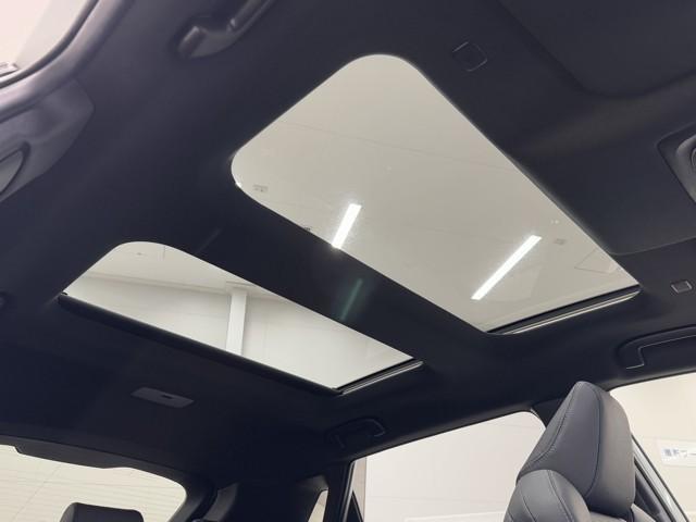 bZ4X Z ムーンルーフ LEDライト ミュージックプレイヤー接続可 TSS フルセグTV パワーシート スマートキー AWD Bカメラ ETC イモビライザー ドラレコ メモリーナビ 記録簿 AC100V電源(19枚目)