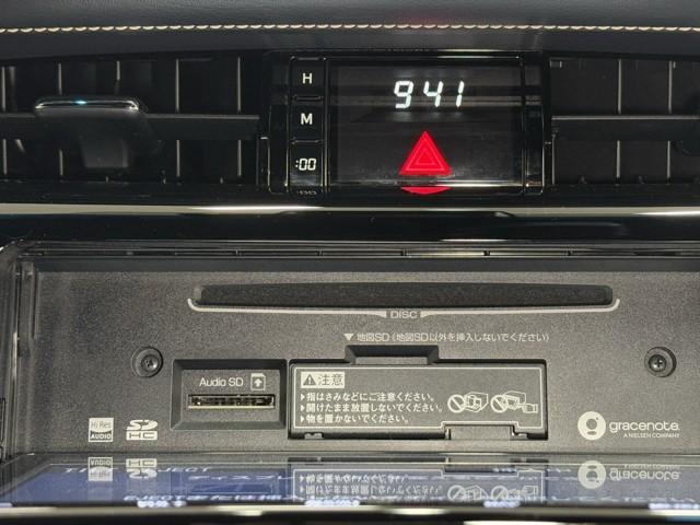 ハリアー プレミアム　カーテンエアバッグ　クルーズＣ　記録簿あり　Ｂカメラ　電動パワーシート　ＬＥＤライト　メモリナビ　横滑り防止機能　オートエアコン　Ａストップ　エアバッグ　ＡＷ　ＤＶＤ再生可　パワーウィンドウ　キーレス（9枚目）