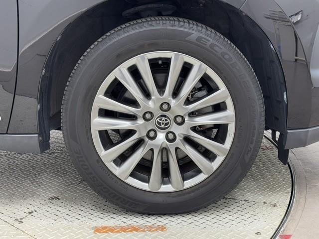 ハリアー プレミアム　カーテンエアバッグ　クルーズＣ　記録簿あり　Ｂカメラ　電動パワーシート　ＬＥＤライト　メモリナビ　横滑り防止機能　オートエアコン　Ａストップ　エアバッグ　ＡＷ　ＤＶＤ再生可　パワーウィンドウ　キーレス（18枚目）