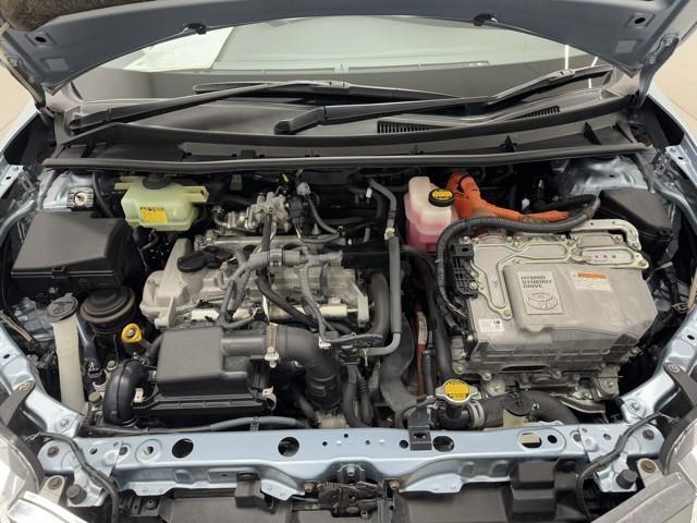 カローラフィールダー ハイブリッドＧ　スマートエントリー　ワンオーナー車　メンテナンスノート　助手席エアバック　フルセグ地デジＴＶ　エアバック　メディアプレイヤー接続　カーテンエアバッグ　ＤＶＤ視聴可　ワイヤレスキー　盗難防止　ＡＡＣ（17枚目）