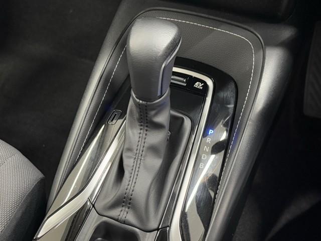 カローラツーリング ハイブリッド S インテリジェントクリアランスソナー ドラレコ付き Rカメラ AAC LEDライト メディアプレイヤー接続 横滑防止装置 整備記録簿 クルコン キーフリーシステム スマートキー イモビ(12枚目)