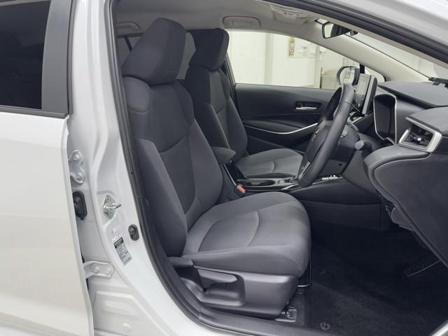 カローラツーリング ハイブリッド S インテリジェントクリアランスソナー ドラレコ付き Rカメラ AAC LEDライト メディアプレイヤー接続 横滑防止装置 整備記録簿 クルコン キーフリーシステム スマートキー イモビ(14枚目)