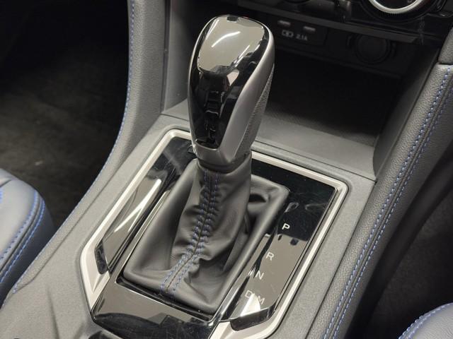 ＸＶ アドバンス　地デジＴＶ　ＡＵＸ　アイドリングＳ　寒冷地　ナビ＆ＴＶ　アルミ　ＥＴＣ付　バックカメラ付　Ｐシート　フルタイム４ＷＤ　Ｄレコ　サイドエアバック　１オーナー　クルコン　ＤＶＤ視聴　キーレスアクセス（10枚目）