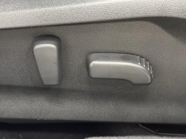 ＸＶ アドバンス　地デジＴＶ　ＡＵＸ　アイドリングＳ　寒冷地　ナビ＆ＴＶ　アルミ　ＥＴＣ付　バックカメラ付　Ｐシート　フルタイム４ＷＤ　Ｄレコ　サイドエアバック　１オーナー　クルコン　ＤＶＤ視聴　キーレスアクセス（13枚目）