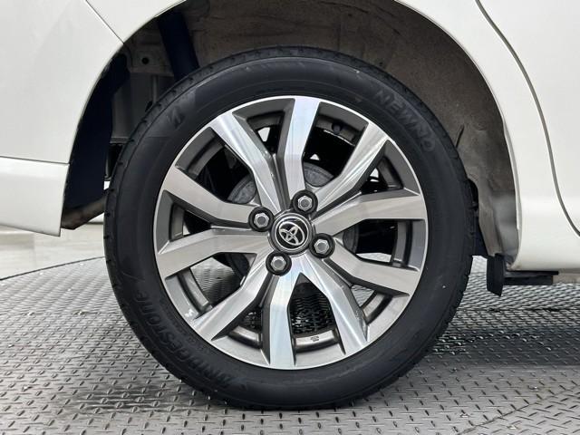 ルーミー カスタムG-T 助手席エアバック 両側オートスライドドア スマートキープッシュスタート LEDライト 1オーナー 横滑り防止機能 クルコン 点検記録簿 ETC付 アルミホイール キーレス DVD ドラレコ ナビ&TV(19枚目)