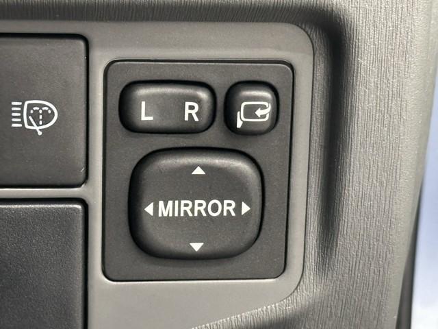 プリウス S LEDエディション AUX端子 フルオートエアコン ナビTV 地デジTV スマートキープッシュスタート AW 点検記録簿 パワーウィンドー Bカメ Wエアバッグ イモビ ETC車載器 エアバック サイドエアバック ABS(13枚目)