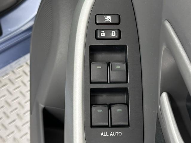 プリウス S LEDエディション AUX端子 フルオートエアコン ナビTV 地デジTV スマートキープッシュスタート AW 点検記録簿 パワーウィンドー Bカメ Wエアバッグ イモビ ETC車載器 エアバック サイドエアバック ABS(14枚目)