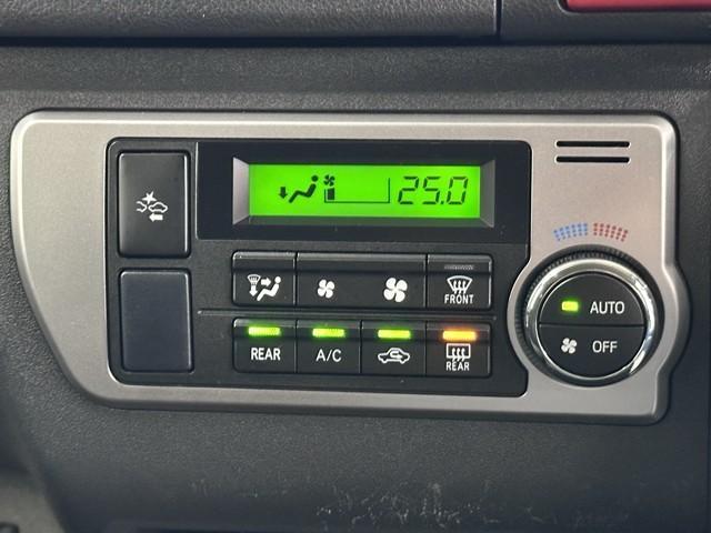 ハイエースバン ロングスーパーＧＬ　Ｗエアコン　Ｗエアバック　Ｂカメラ　ＬＥＤライト　パワーウインドウ　横滑防止　キーレスエントリー　メモリーナビ　オートエアコン　ＥＴＣ　パワーステ　記録簿有　ＡＢＳ　ワンセグ　エアバッグ　イモビライザ（10枚目）