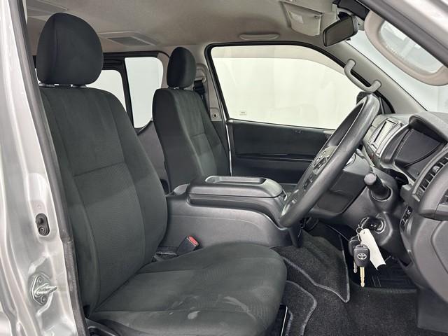 ハイエースバン ロングスーパーＧＬ　Ｗエアコン　Ｗエアバック　Ｂカメラ　ＬＥＤライト　パワーウインドウ　横滑防止　キーレスエントリー　メモリーナビ　オートエアコン　ＥＴＣ　パワーステ　記録簿有　ＡＢＳ　ワンセグ　エアバッグ　イモビライザ（15枚目）