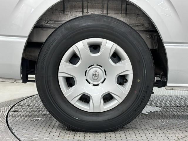 ハイエースバン ロングスーパーＧＬ　Ｗエアコン　Ｗエアバック　Ｂカメラ　ＬＥＤライト　パワーウインドウ　横滑防止　キーレスエントリー　メモリーナビ　オートエアコン　ＥＴＣ　パワーステ　記録簿有　ＡＢＳ　ワンセグ　エアバッグ　イモビライザ（19枚目）