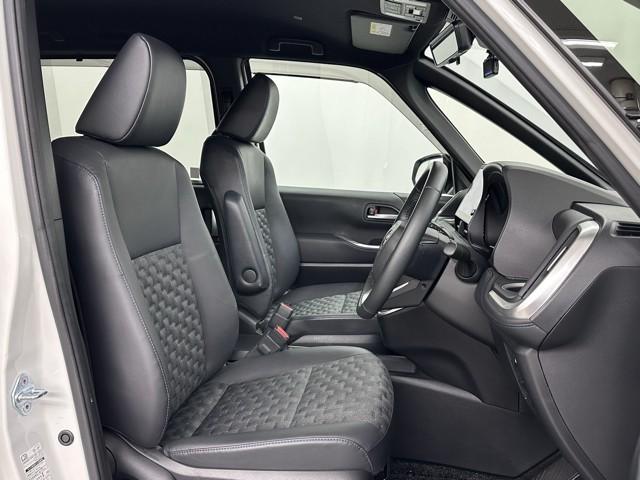 ヴォクシー ハイブリッドS-Z パワーウィンドウ DVD再生機能 インテリキー 横滑防止装置 地デジTV アクティブクルーズコントロール 1オナ フルオートエアコン リアカメラ エアバッグ ABS 100V充電 ナビTV WAC(17枚目)