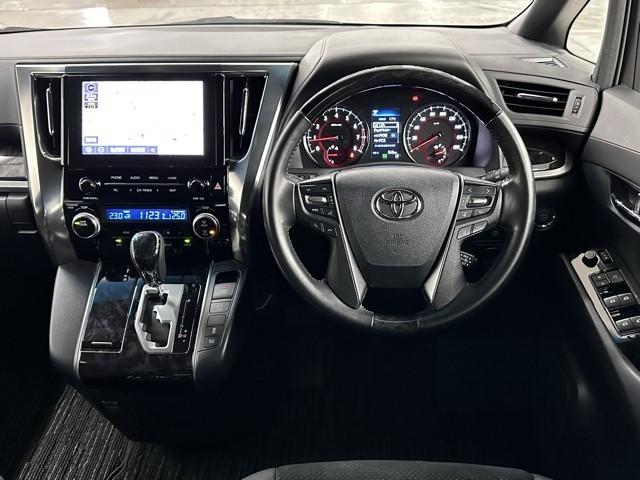 アルファード 2.5S タイプゴールド イモビ バックモニタ- LEDランプ 1オーナー車 ナビ リアオートエアコン 点検記録簿 ドライブレコーダ エアコン DVDプレーヤー 横滑防止装置 AC100V電源 アルミ パワーウィンドウ ABS(4枚目)