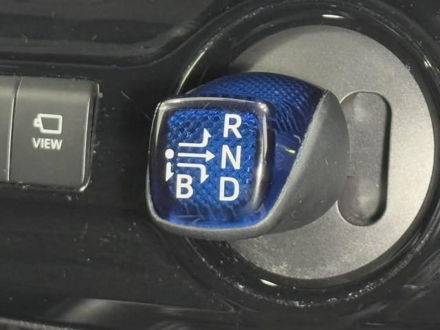 プリウス SセーフティプラスII(12枚目)