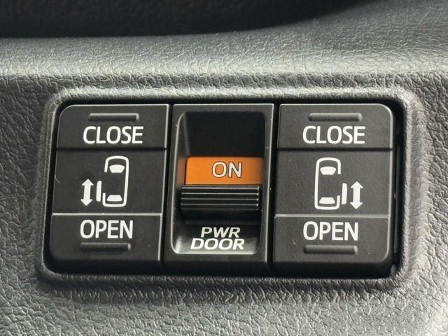 シエンタ Ｇ　ナビ・ＴＶ　スマートキープッシュスタート　アイドリングＳ　１オ－ナ－　リアカメラ　地デジフルセグ　定期点検記録簿　フルオートエアコン　パワーウィンド　ＥＴＣ　運転席エアバック　パワステ　ＤＶＤ再生可（3枚目）