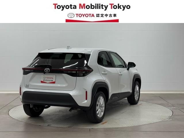 ヤリスクロス Ｇ　ＥＴＣ装備　リヤカメラ　点検記録簿　スマートエントリー　イモビライザー　オートエアコン　アルミホイール　キーレス　パワーウィンドウ　クルコン　ＡＢＳ　ドライブレコーダー　エアバッグ　パワーステアリング（2枚目）