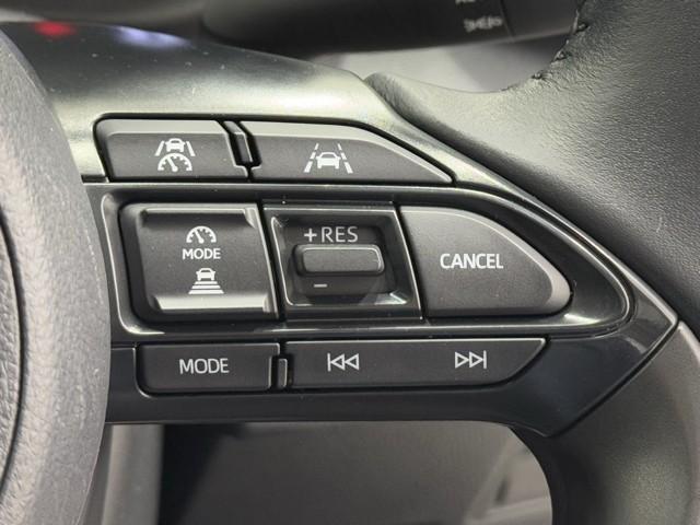 ヤリスクロス Ｇ　ＥＴＣ装備　リヤカメラ　点検記録簿　スマートエントリー　イモビライザー　オートエアコン　アルミホイール　キーレス　パワーウィンドウ　クルコン　ＡＢＳ　ドライブレコーダー　エアバッグ　パワーステアリング（10枚目）