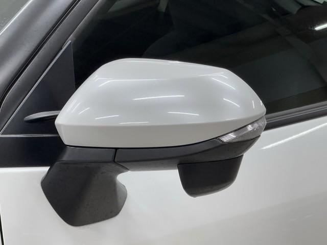 ヤリスクロス Ｇ　ＥＴＣ装備　リヤカメラ　点検記録簿　スマートエントリー　イモビライザー　オートエアコン　アルミホイール　キーレス　パワーウィンドウ　クルコン　ＡＢＳ　ドライブレコーダー　エアバッグ　パワーステアリング（18枚目）