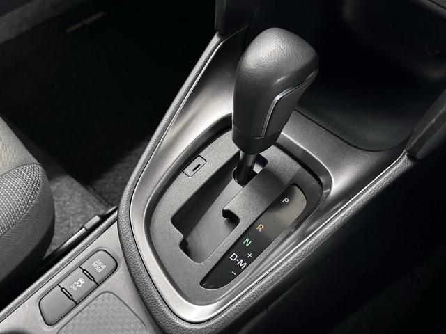 ヤリスクロス Ｇ　ＥＴＣ装備　リヤカメラ　点検記録簿　スマートエントリー　イモビライザー　オートエアコン　アルミホイール　キーレス　パワーウィンドウ　クルコン　ＡＢＳ　ドライブレコーダー　エアバッグ　パワーステアリング（9枚目）