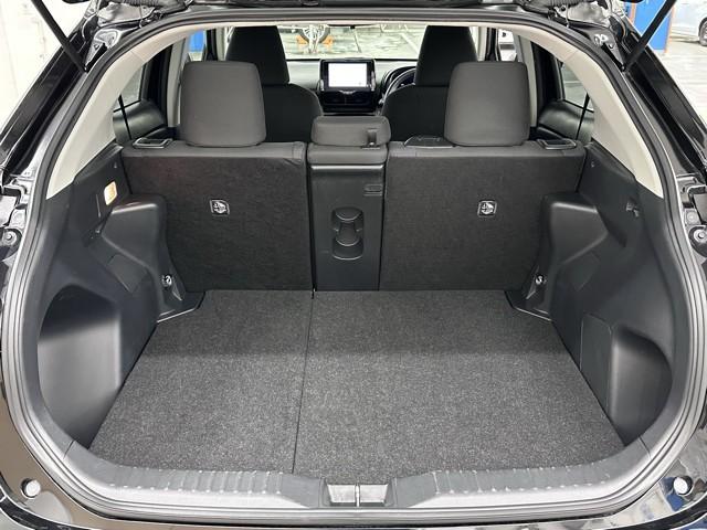 ヤリスクロス Ｇ　ＥＴＣ装備　リヤカメラ　点検記録簿　スマートエントリー　イモビライザー　オートエアコン　アルミホイール　キーレス　パワーウィンドウ　クルコン　ＡＢＳ　ドライブレコーダー　エアバッグ　パワーステアリング（18枚目）