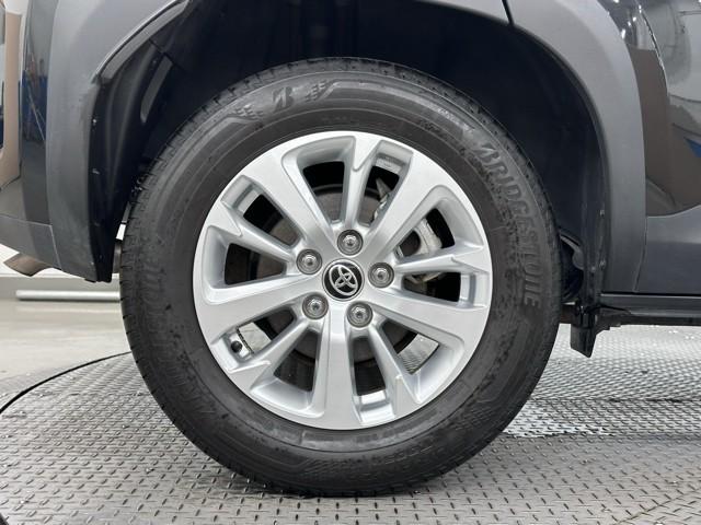 ヤリスクロス Ｇ　ＥＴＣ装備　リヤカメラ　点検記録簿　スマートエントリー　イモビライザー　オートエアコン　アルミホイール　キーレス　パワーウィンドウ　クルコン　ＡＢＳ　ドライブレコーダー　エアバッグ　パワーステアリング（19枚目）