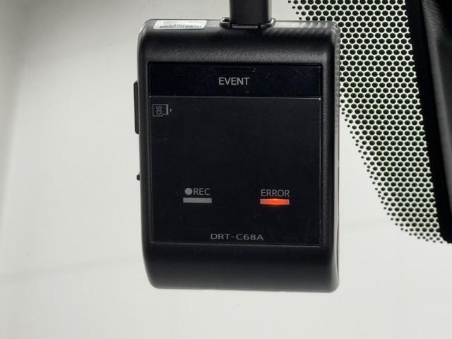 ハイエースバン スーパーＧＬ　ダークプライムＩＩ　衝突回避システム　運転席助手席エアバック　ＥＳＣ　ドライブレコーダー付　スマートエントリー　ＬＥＤライト　地デジ　エアコン　パワーウィンドウ　エアバック　キーレスエントリー　イモビライザー　ＥＴＣ付き（10枚目）