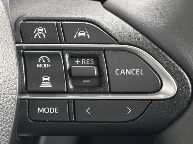 ヴォクシー ハイブリッドS-Z パワーウィンドウ DVD再生機能 インテリキー 横滑防止装置 地デジTV アクティブクルーズコントロール フルオートエアコン リアカメラ エアバッグ ABS 100V充電 ナビTV WAC キーレス(12枚目)