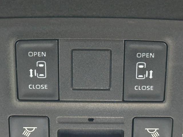 ヴォクシー ハイブリッドS-Z パワーウィンドウ DVD再生機能 インテリキー 横滑防止装置 地デジTV アクティブクルーズコントロール フルオートエアコン リアカメラ エアバッグ ABS 100V充電 ナビTV WAC キーレス(14枚目)