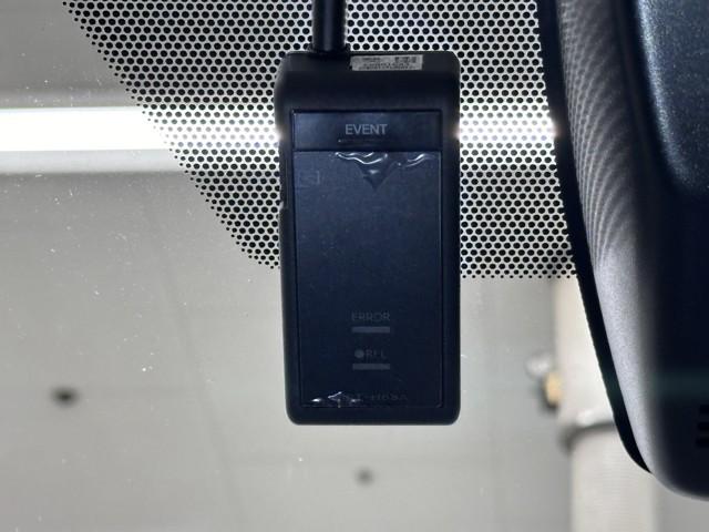 ＲＡＶ４ ハイブリッドＧ　衝突被害軽減装置　ドライブレコーダ　パノラマサンルーフ　ＡＣ１００Ｖ電源　バックモニター　整備記録簿　地デジＴＶ　ＬＥＤヘッドライト　スマキー　電動シ－ト　ＡＷＤ　ＴＶナビ　パワステ　横滑り防止装置（12枚目）