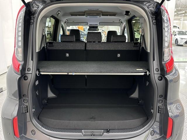 シエンタ ハイブリッドZ TSS エアバック アルミ キーレスエントリー ナビTV イモビライザー 整備記録簿 バックモニター LEDヘッドライト ETC車載器 横滑り防止 スマートキー オートエアコン サイドエアバッグ(18枚目)