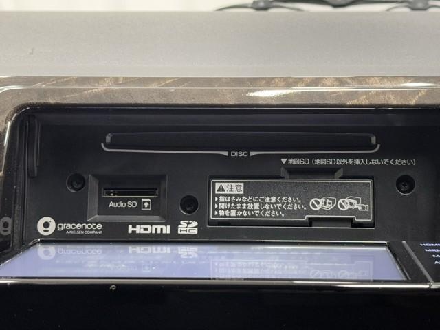 ハイエースバン スーパーGL ダークプライムII 衝突回避システム 運転席助手席エアバック ESC ドライブレコーダー付 スマートエントリー LEDライト 地デジ エアコン パワーウィンドウ エアバック キーレスエントリー イモビライザー ETC付き(9枚目)