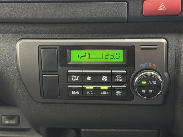 ハイエースバン スーパーGL ダークプライムII 衝突回避システム 運転席助手席エアバック ESC ドライブレコーダー付 スマートエントリー LEDライト 地デジ エアコン パワーウィンドウ エアバック キーレスエントリー イモビライザー ETC付き(10枚目)