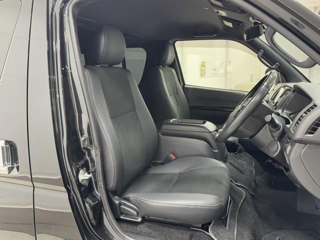 ハイエースバン スーパーGL ダークプライムII 衝突回避システム 運転席助手席エアバック ESC ドライブレコーダー付 スマートエントリー LEDライト 地デジ エアコン パワーウィンドウ エアバック キーレスエントリー イモビライザー ETC付き(16枚目)