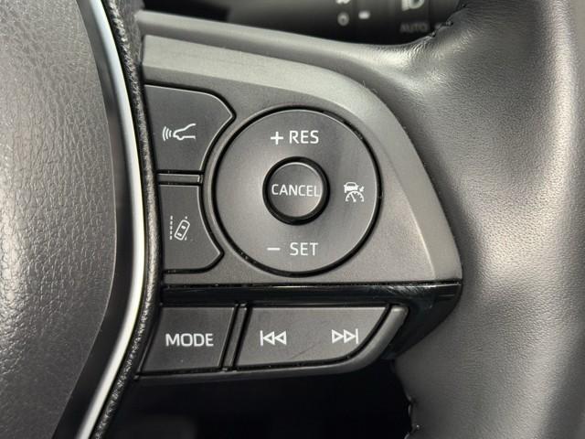 ハリアー Ｇ　レザーパッケージ　メモリナビ　レザーシート　クルーズコントロール　ドライブレコーダー　バックモニター　横滑り防止機能　盗難防止装置　電動シート　キーレス　アルミホイール　スマートキー　ミュージックプレイヤー接続可（9枚目）