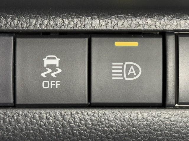 ハリアー Ｇ　レザーパッケージ　メモリナビ　レザーシート　クルーズコントロール　ドライブレコーダー　バックモニター　横滑り防止機能　盗難防止装置　電動シート　キーレス　アルミホイール　スマートキー　ミュージックプレイヤー接続可（11枚目）