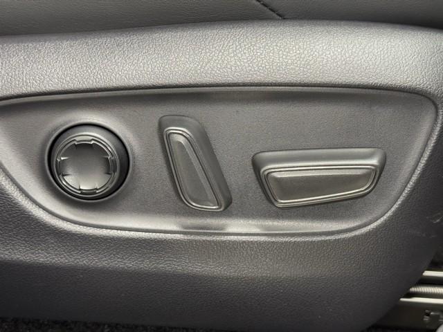 ハリアー Ｇ　レザーパッケージ　メモリナビ　レザーシート　クルーズコントロール　ドライブレコーダー　バックモニター　横滑り防止機能　盗難防止装置　電動シート　キーレス　アルミホイール　スマートキー　ミュージックプレイヤー接続可（13枚目）