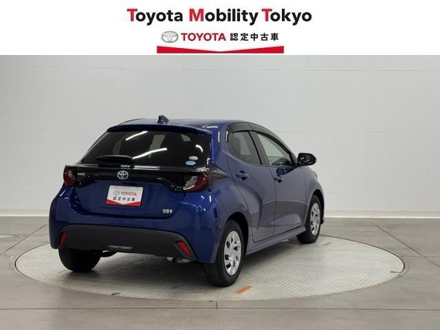 ヤリス ハイブリッドＧ　サイドエアバッグ　スマートキ　ナビ　Ｂモニター　ドライブレコーダー　ＥＴＣ車載器　横滑り防止装置　クルコン　セキュリティアラーム　メディアプレイヤー接続　パワステ　点検記録簿　メモリーナビゲーション（2枚目）
