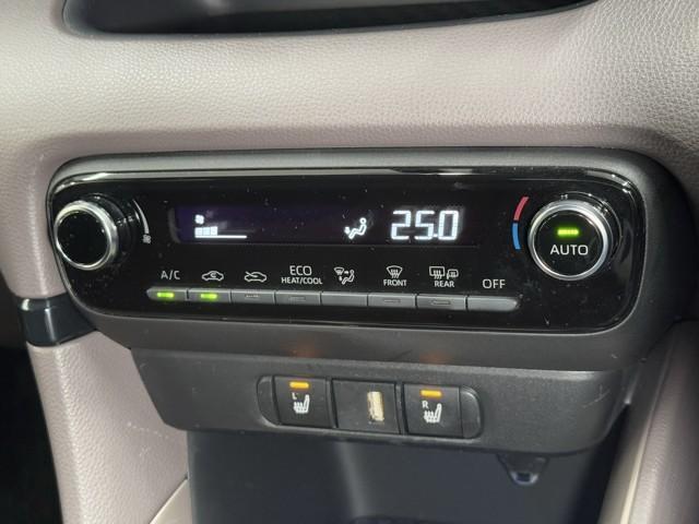 ヤリス ハイブリッドＧ　サイドエアバッグ　スマートキ　ナビ　Ｂモニター　ドライブレコーダー　ＥＴＣ車載器　横滑り防止装置　クルコン　セキュリティアラーム　メディアプレイヤー接続　パワステ　点検記録簿　メモリーナビゲーション（9枚目）