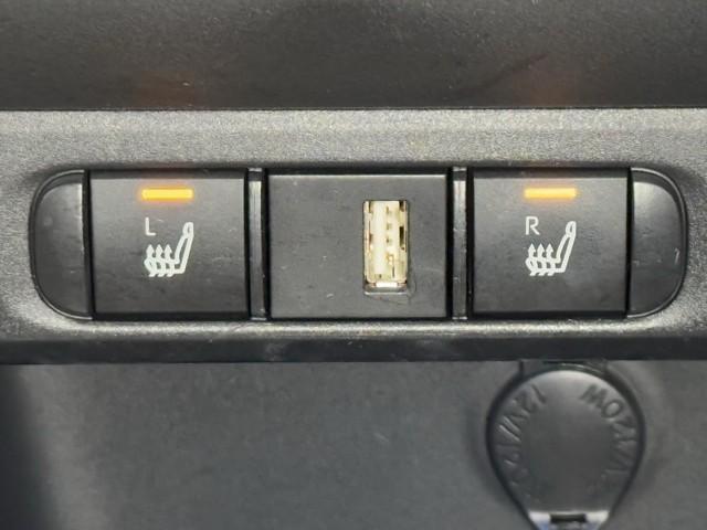 ヤリス ハイブリッドＧ　サイドエアバッグ　スマートキ　ナビ　Ｂモニター　ドライブレコーダー　ＥＴＣ車載器　横滑り防止装置　クルコン　セキュリティアラーム　メディアプレイヤー接続　パワステ　点検記録簿　メモリーナビゲーション（14枚目）