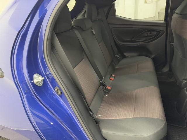 ヤリス ハイブリッドＧ　サイドエアバッグ　スマートキ　ナビ　Ｂモニター　ドライブレコーダー　ＥＴＣ車載器　横滑り防止装置　クルコン　セキュリティアラーム　メディアプレイヤー接続　パワステ　点検記録簿　メモリーナビゲーション（16枚目）