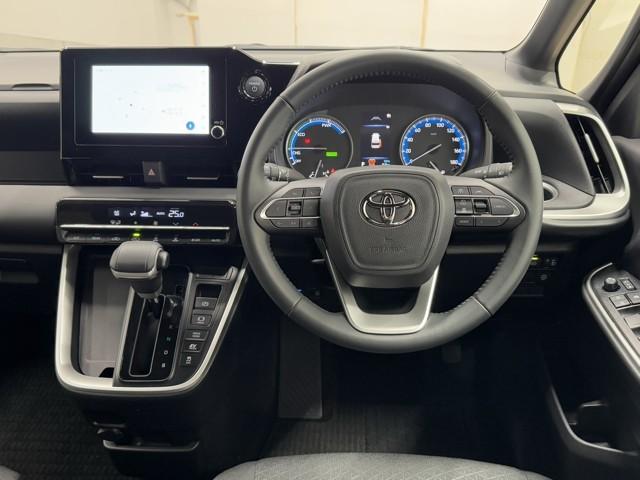 ノア ハイブリッドS-G 両電動ドア 衝突回避ブレーキ イモビ クルコン バックガイドモニター 横滑り防止装置 LEDヘッドライト ドライブレコーダー キーレス スマートキー 3列シート ETC オートエアコン(4枚目)