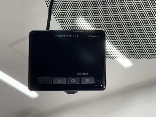 ノア ハイブリッドS-G 両電動ドア 衝突回避ブレーキ イモビ クルコン バックガイドモニター 横滑り防止装置 LEDヘッドライト ドライブレコーダー キーレス スマートキー 3列シート ETC オートエアコン(7枚目)