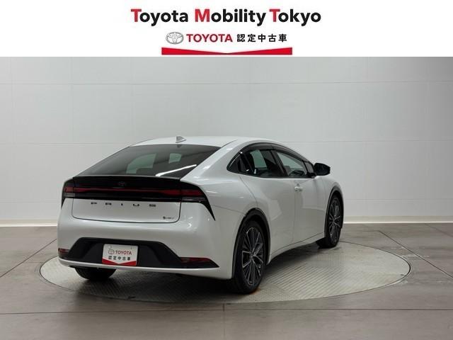 プリウス Ｚ　リアカメラ　プリクラッシュ　ＰＷシート　メモリナビ　ＡＣ１００Ｖ電源　ＬＥＤランプ　ナビ・ＴＶ　オートクルーズ　アルミホイール　ドライブレコーダ　ＡＣ　運転席エアバッグ　横滑り防止装置　ＥＴＣ付（2枚目）