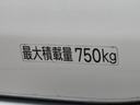 積載可能な量が貼ってありますね。 この量までじゃんじゃん載せられちゃうので色んな用途に使えますね。