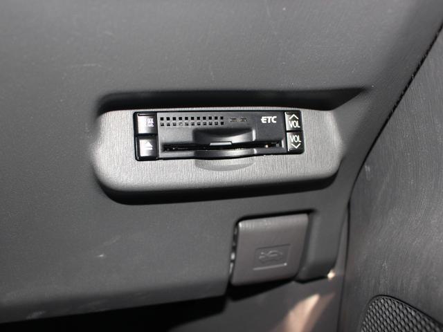 プリウス 　Ｓ　ツーリングセレクション　車検整備付き　ＬＥＤライト　ドライブレコーダー　ビルトインＥＴＣ　純正ＳＤナビ　１７インチアルミ（14枚目）