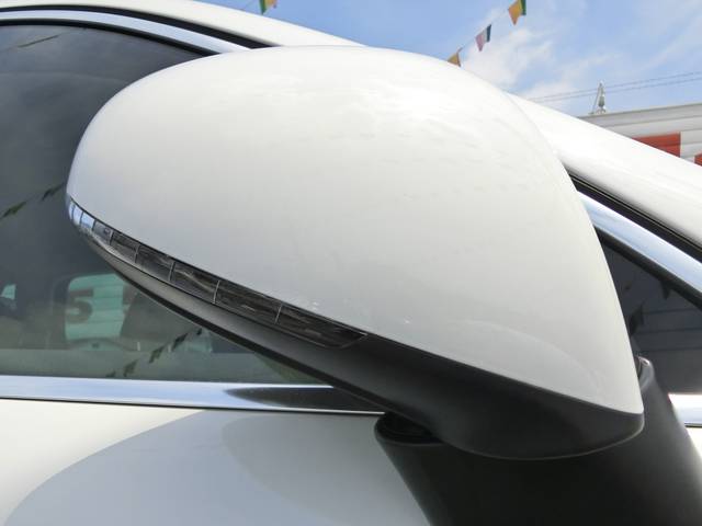 V6 ブルーモーションテクノロジー 新品スタッドレス装着済(8枚目)